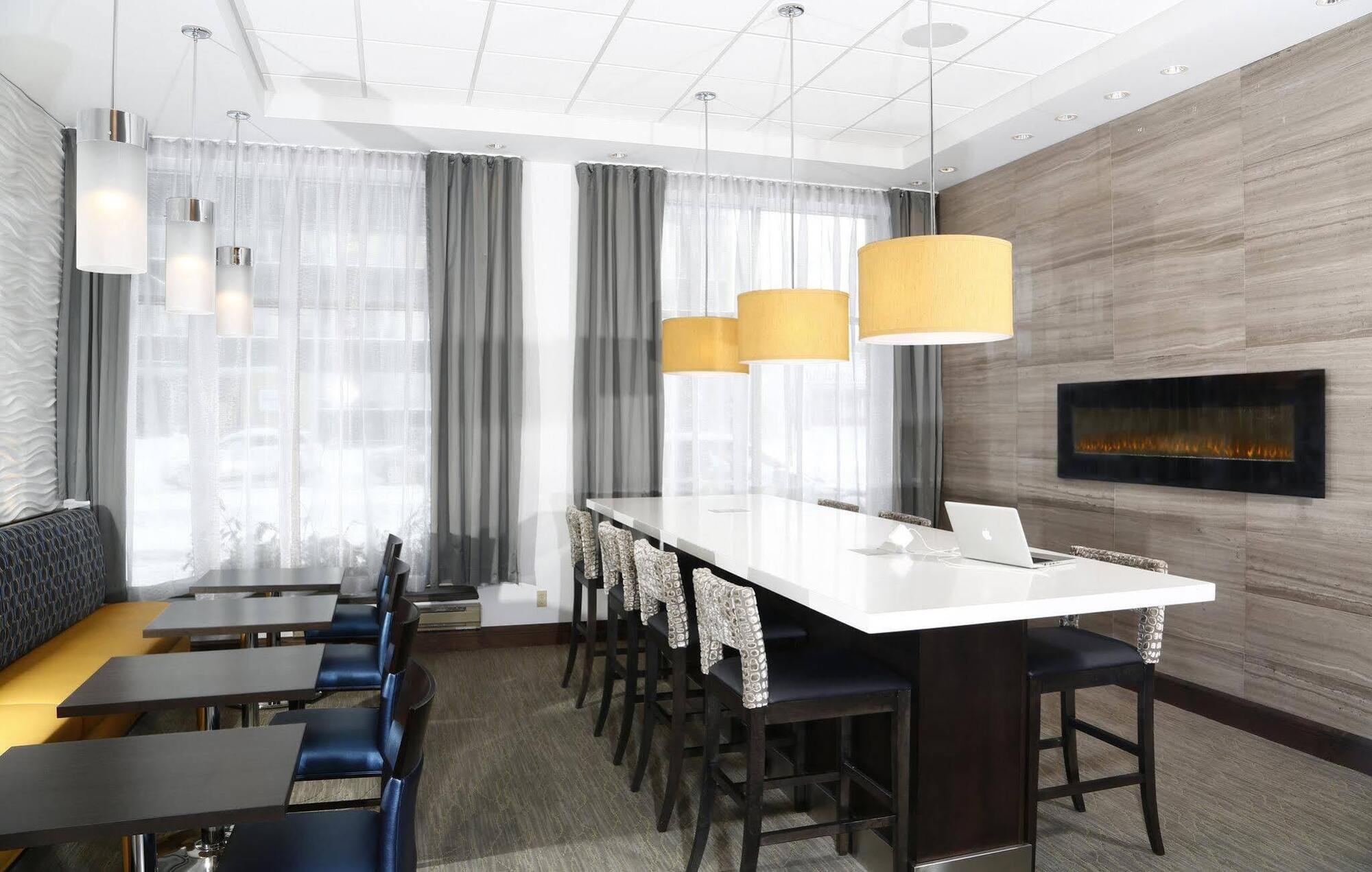 The Park Hotel Лондон Екстериор снимка